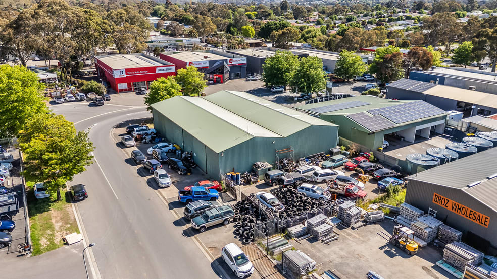 Click to view all images 11-21 Secker Road Mount Barker SA 5251 - Image 2