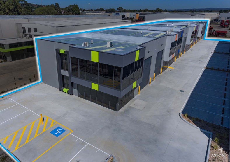 Click to view all images 7 Pioneer Way New Gisborne VIC 3438 - Image 2