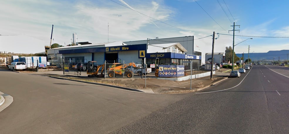 275 Princes Highway Unanderra NSW 2526 - Image 2