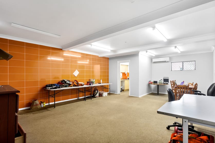 Click to view all images 275a Princes Highway Unanderra NSW 2526 - Image 3