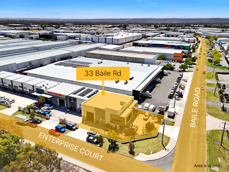 33 Baile Road Canning Vale WA 6155 - Image 2