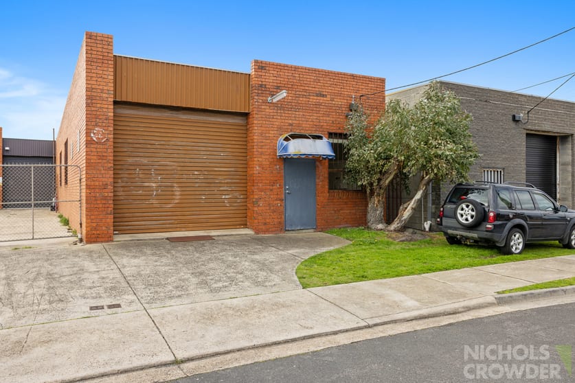 1/11 Wise Avenue Seaford VIC 3198 - Image 1