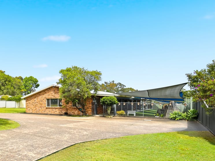 Click to view all images 5 Collungra Street Wyee NSW 2259 - Image 1