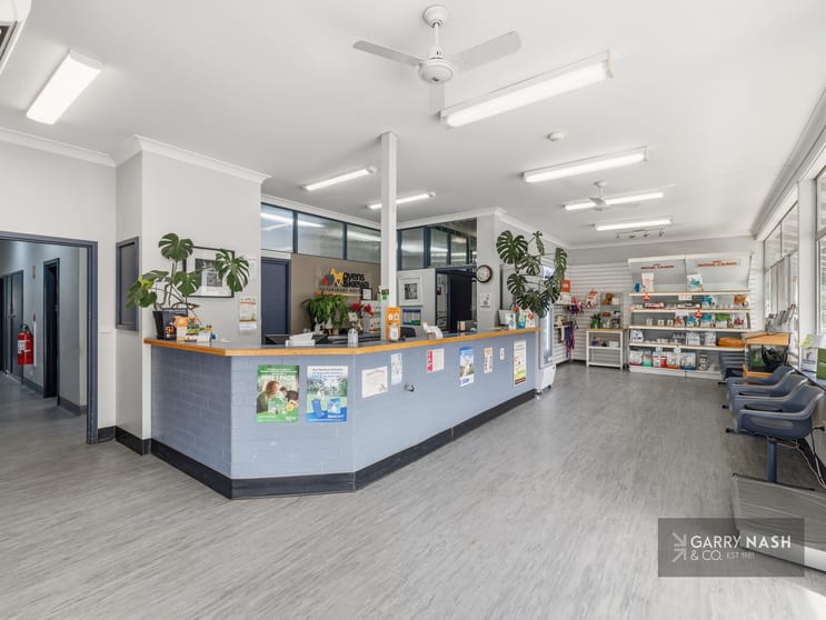 Click to view all images 79-81 Myrtle Street Myrtleford VIC 3737 - Image 2