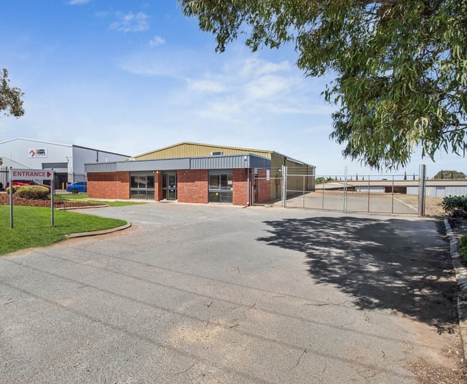 Click to view all images 6 Waddikee Road Lonsdale SA 5160 - Image 1