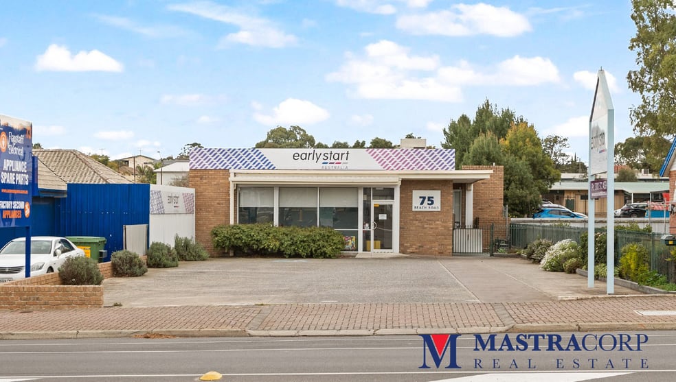 Click to view all images 75 Beach Rd Christies Beach SA 5165 - Image 3