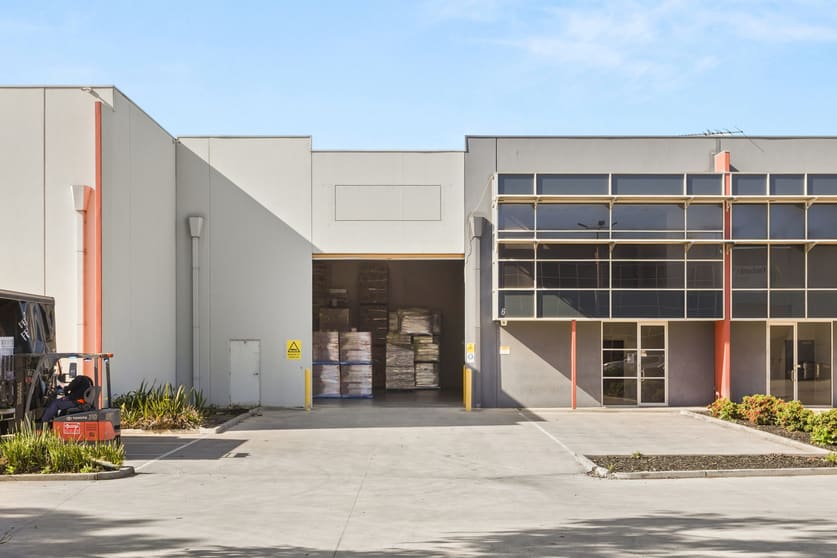 Click to view all images 6/53 Gateway Boulevard Epping VIC 3076 - Image 3