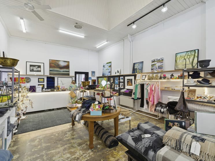 Click to view all images 131 Murray Street Colac VIC 3250 - Image 3