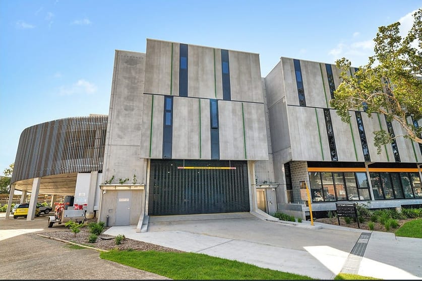 Click to view all images Mona Vale NSW 2103 - Image 2