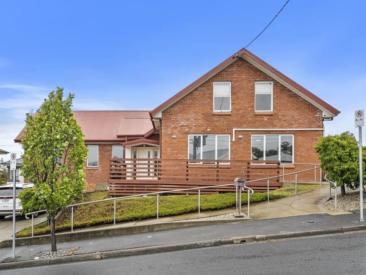 Click to view all images 2 Haig Street Lenah Valley TAS 7008 - Image 3