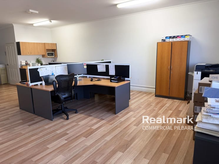 Click to view all images 22/1 Lawson Street South Hedland WA 6722 - Image 2