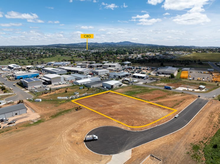 51 Astill Drive Orange NSW 2800 - Image 1