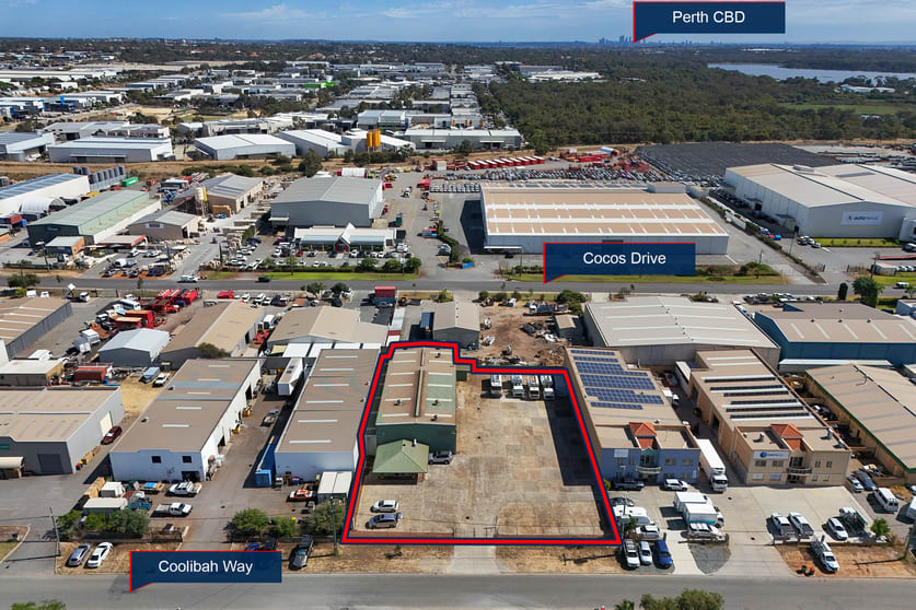 Click to view all images 10 Coolibah Way Bibra Lake WA 6163 - Image 2