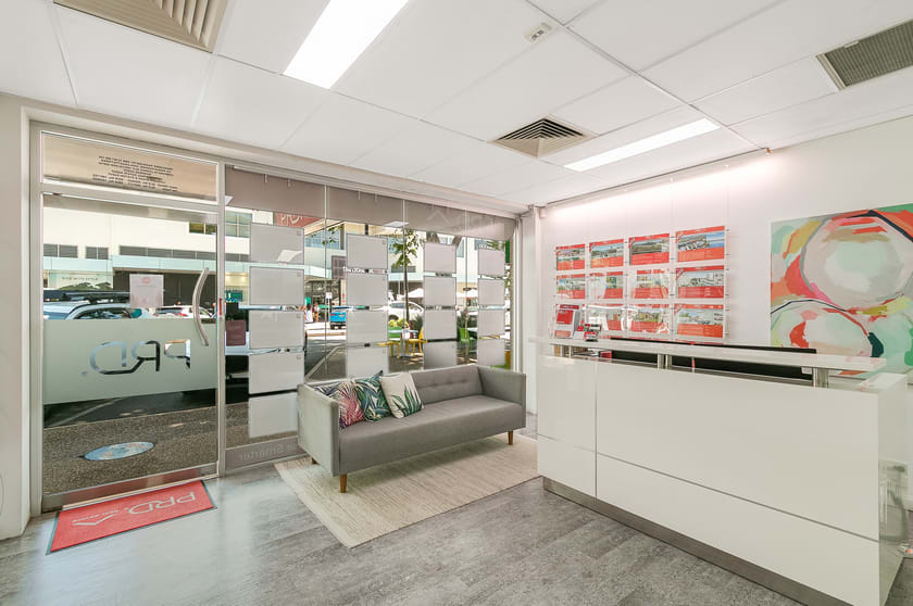 Click to view all images 3/56-60 Griffith Street Coolangatta QLD 4225 - Image 2
