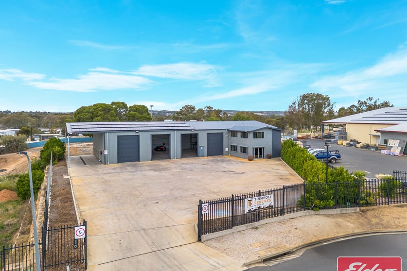 9 Theen Avenue Willaston SA 5118 - Image 2