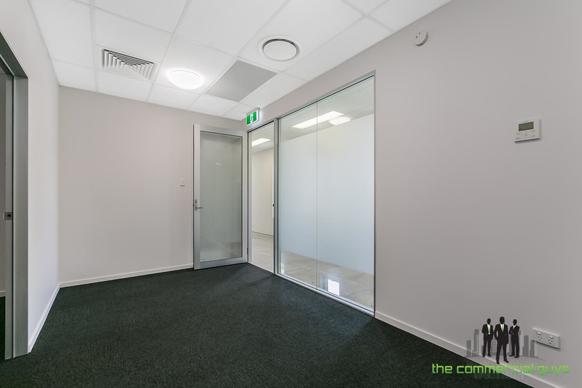 Click to view all images 7/5 McLennan Court North Lakes QLD 4509 - Image 3