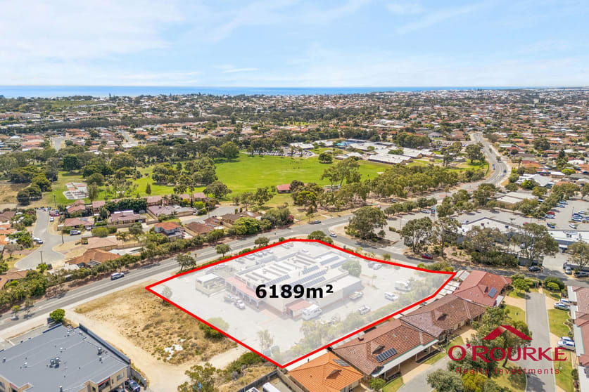 Click to view all images 36 Baltimore Parade Merriwa WA 6030 - Image 2