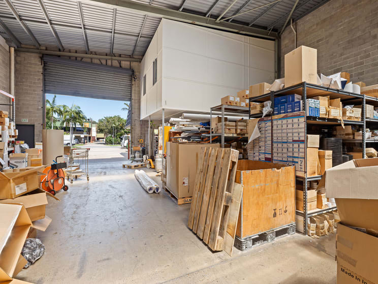 1/39 Devlan Street Mansfield QLD 4122 - Image 2