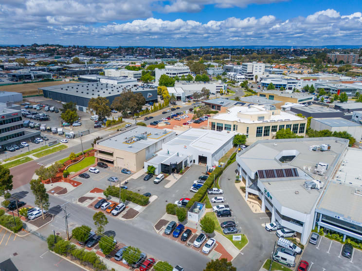 Click to view all images 8 Gould Street Osborne Park WA 6017 - Image 2