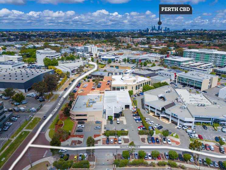 Click to view all images 8 Gould Street Osborne Park WA 6017 - Image 3