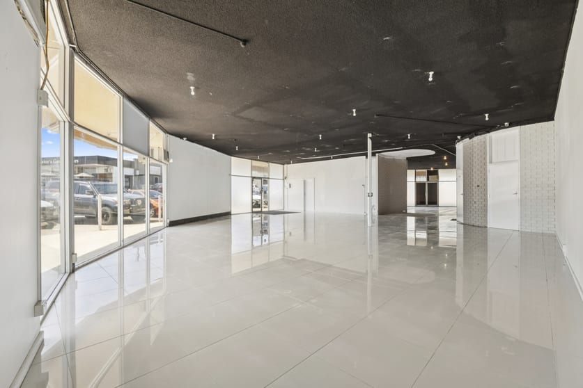 Click to view all images 26,30,31,32/59-61 Wollongong Street Fyshwick ACT 2609 - Image 3