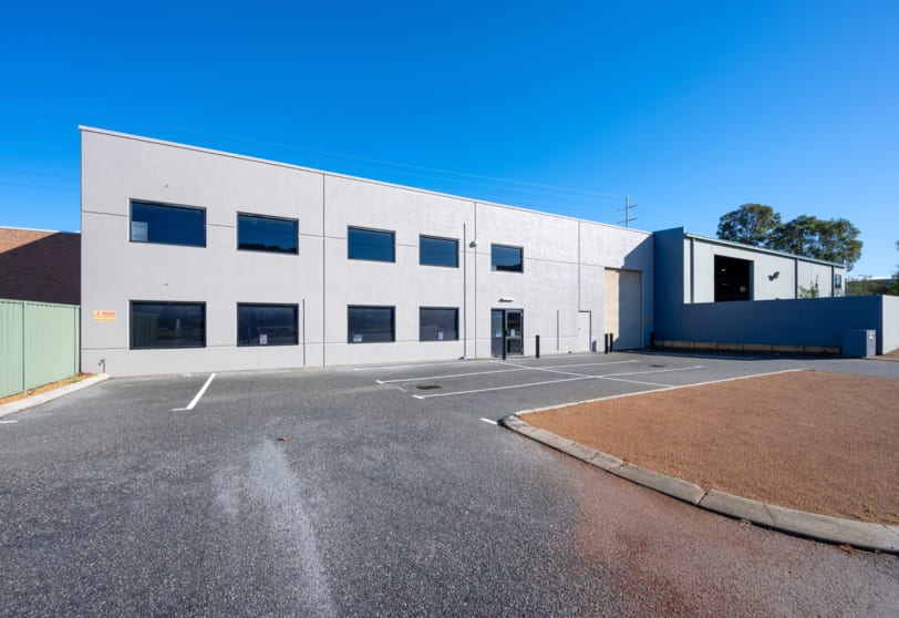 1/19 Parkinson Lane Kardinya WA 6163 - Image 1