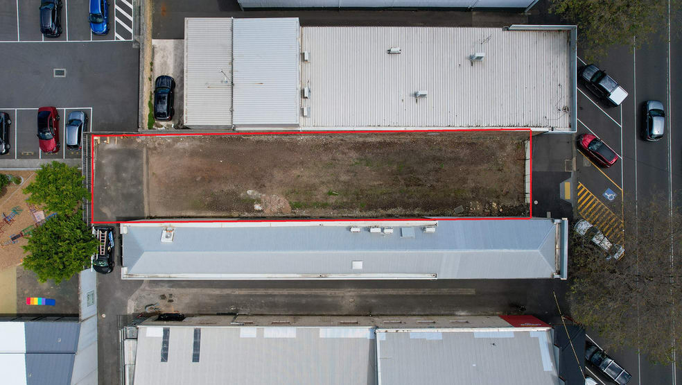 Click to view all images 166 Fairy Street Warrnambool VIC 3280 - Image 2