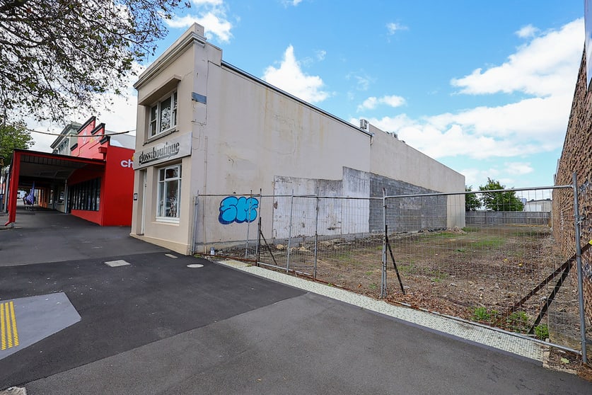 Click to view all images 166 Fairy Street Warrnambool VIC 3280 - Image 3