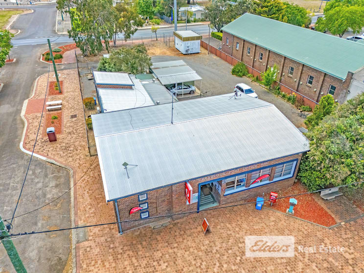 Click to view all images 15 Gathorne Street Cranbrook WA 6321 - Image 3
