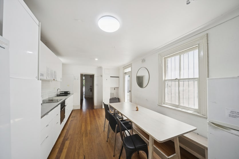Click to view all images 76 City Road Chippendale NSW 2008 - Image 3