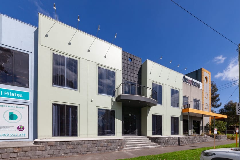 Click to view all images 70 Maribyrnong Street Footscray VIC 3011 - Image 3