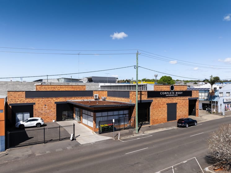 Click to view all images 24-26 Water Street Toowoomba City QLD 4350 - Image 1