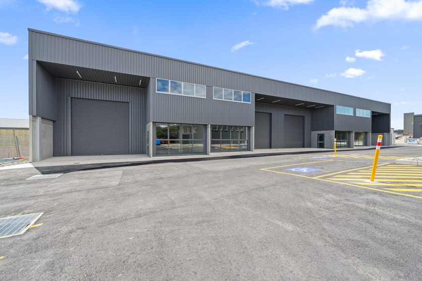 Click to view all images 10/181 Gladstone Street Fyshwick ACT 2609 - Image 1