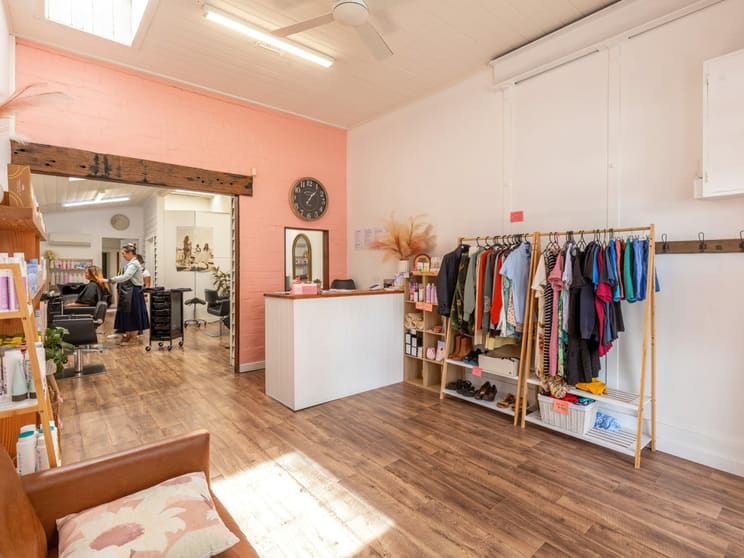Click to view all images 121 Carp Street Bega NSW 2550 - Image 2