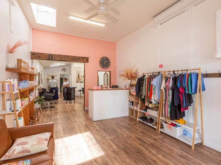 Click to view all images 121 Carp Street Bega NSW 2550 - Image 3