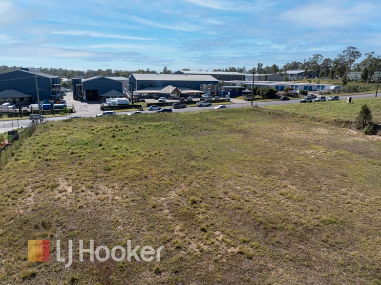 Click to view all images 54 Enterprise Crescent Singleton NSW 2330 - Image 3