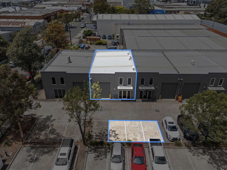 Click to view all images 2/47 Parer Road Airport West VIC 3042 - Image 1