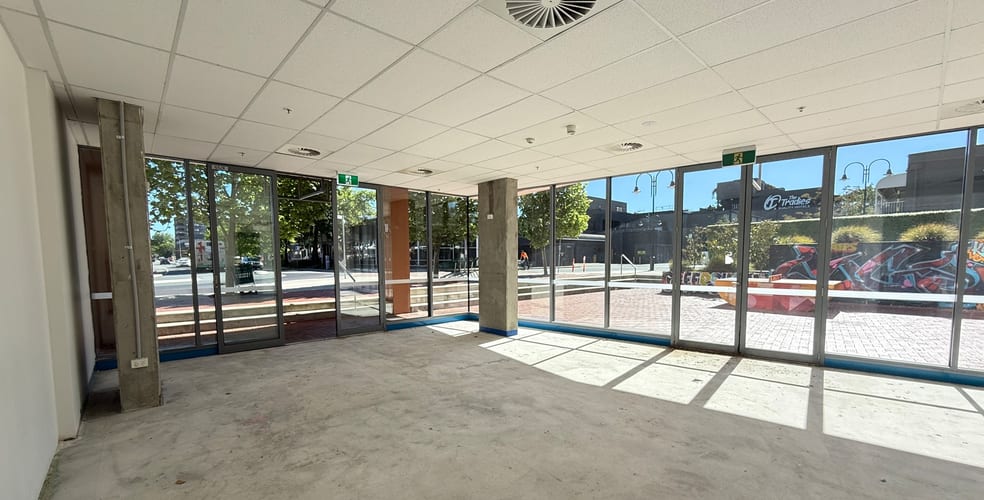 Click to view all images 230/8 Cape Street Dickson ACT 2602 - Image 3