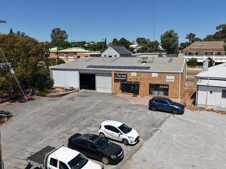 Click to view all images 50 Wellington Street Northam WA 6401 - Image 2
