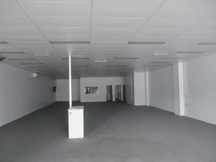 Click to view all images 76-78 Sheridan Street Cairns City QLD 4870 - Image 3
