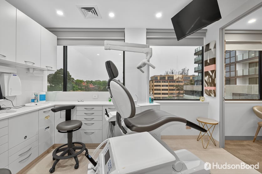 Click to view all images 610/89 High Street Kew VIC 3101 - Image 3