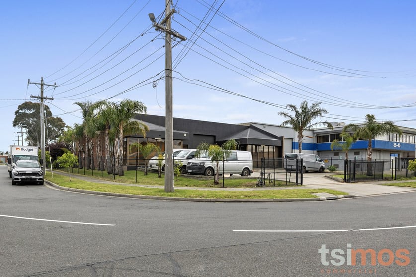 1&2/34 Shearson Crescent Mentone VIC 3194 - Image 3