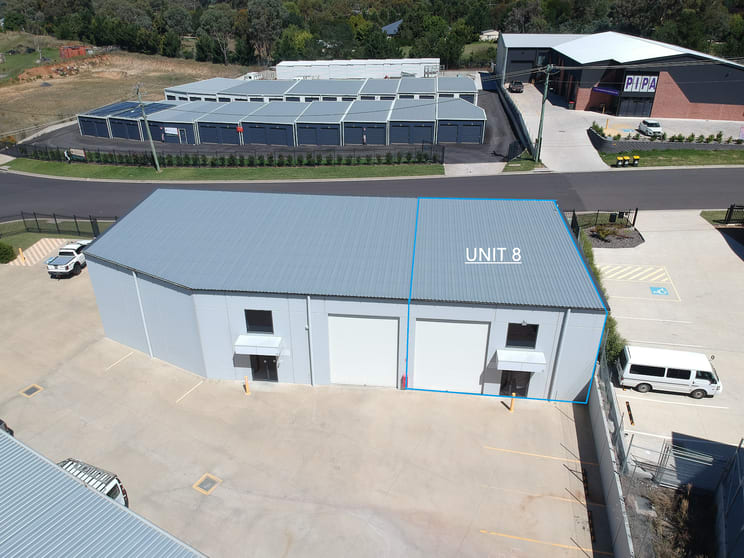 Click to view all images unit 8/11 Lombard Drive Robin Hill NSW 2795 - Image 1