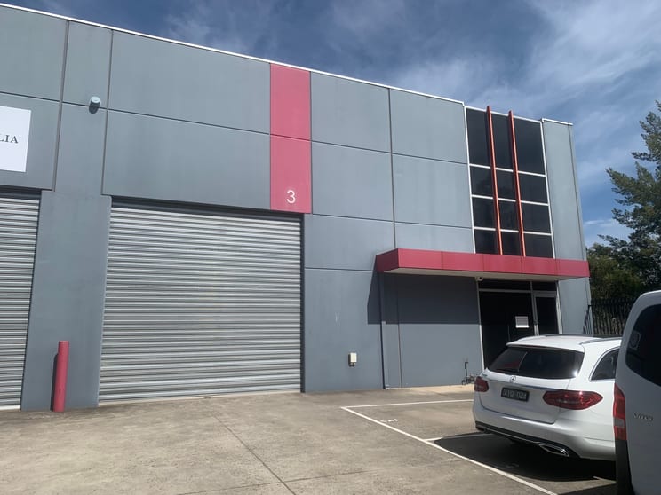 Click to view all images 3/48 Lindon Court Tullamarine VIC 3043 - Image 1