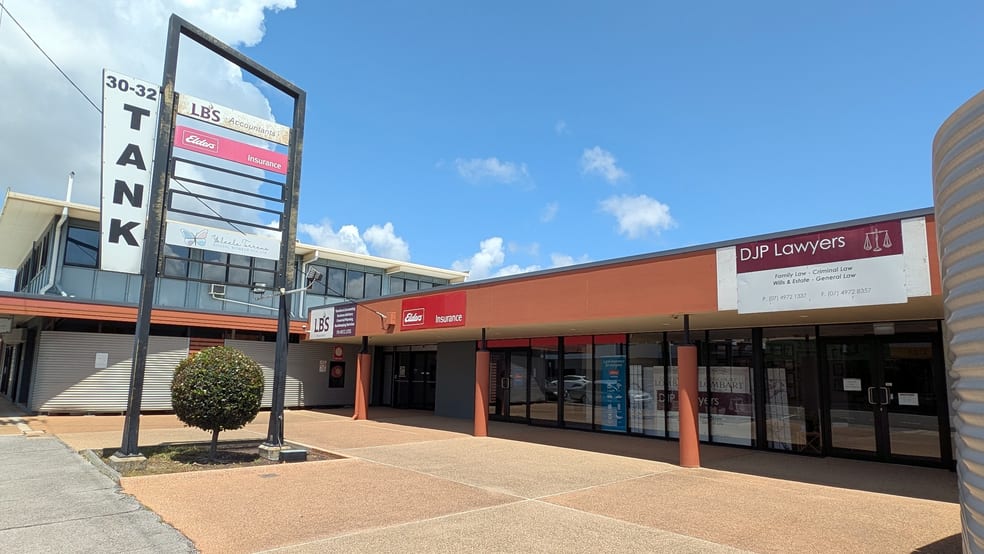 Click to view all images 30-32 Tank Street Gladstone Central QLD 4680 - Image 3