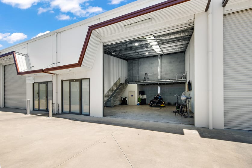 Unit 2/17 Riverside Drive Mayfield West NSW 2304 - Image 1