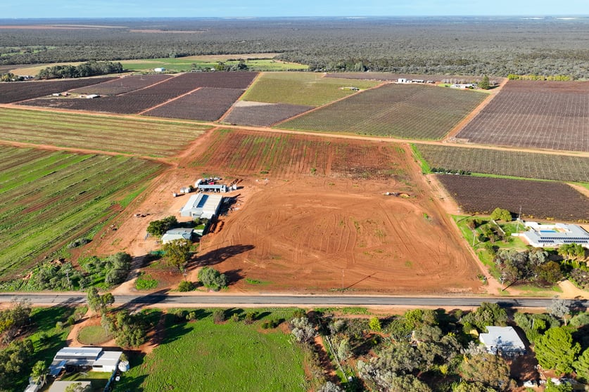 Click to view all images 693 Thiele Road Loveday SA 5345 - Image 3