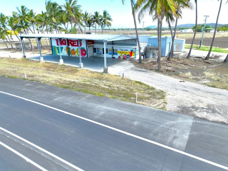 Click to view all images 18929 Bruce Highway Bowen QLD 4805 - Image 1