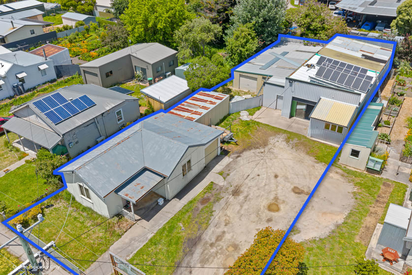11 Willoby Street Beaufort VIC 3373 - Image 2