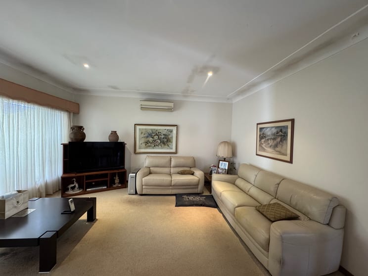 18 Dameeli Avenue Kirrawee NSW 2232 - Image 3